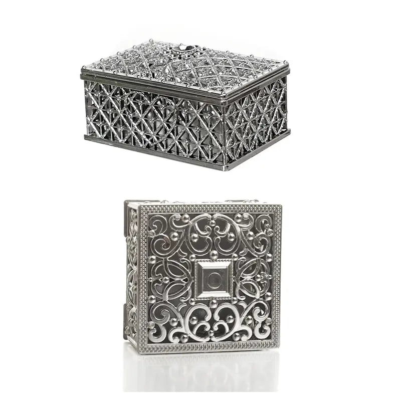 2 PCs Mini Treasure Storage Jewelry Box Silver-color Hollow Flower Pattern Jewelry Case Boxes for Necklace Earring Ring 2030